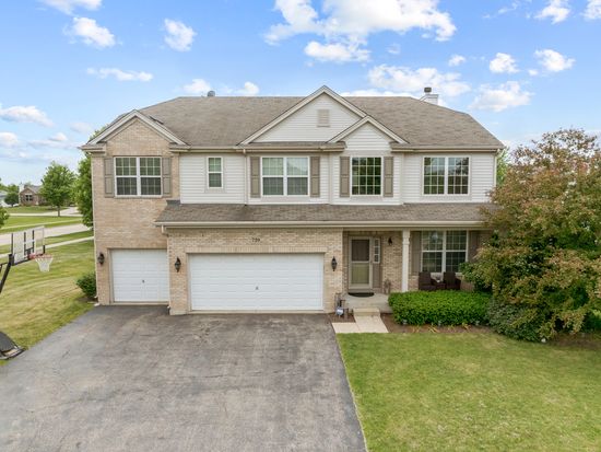 720 James Dr, Hampshire, IL 60140