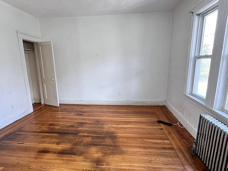15 Nichols St #2 — Photo 10