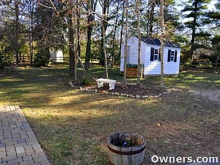 Rear Yard w/ new 10'x16' Shed