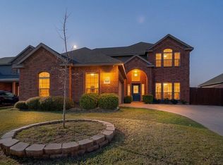 228 Bob White Dr, Red Oak, TX 75154