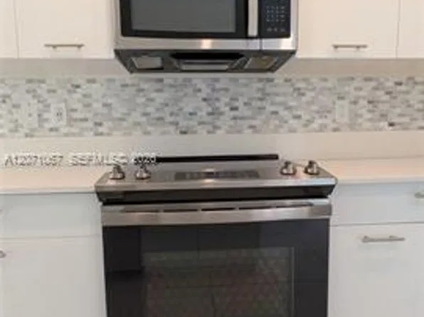 8001 NW 41st St, Miami, FL