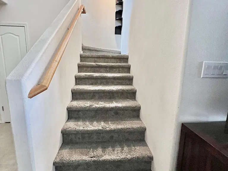 10919 Fort Point Ln NE — Photo 20