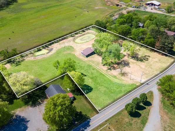 3938 Ostella Rd, Cornersville, TN 37047