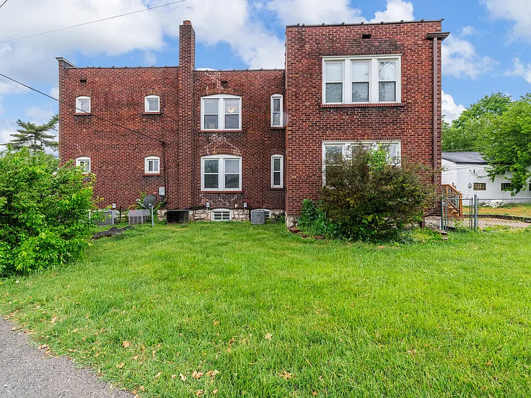 6019 Scanlan Ave #1E — Photo 14