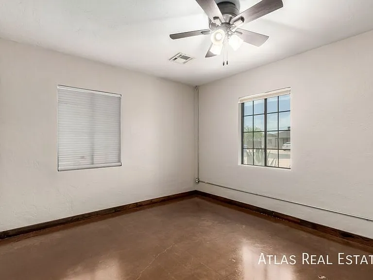 224 W Montecito Ave — Photo 25