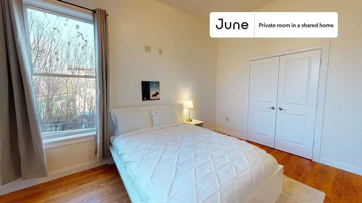 Building Photo - 50 Dudley St #B