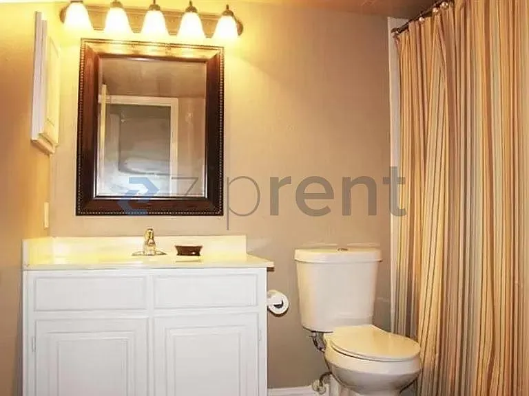 Main floor bath