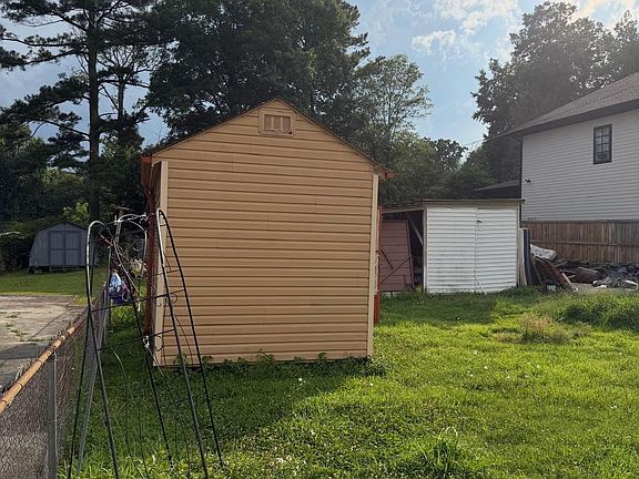 4th image of 6272 Edward St
