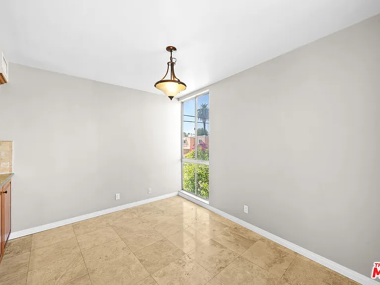 8638 Cashio St #8 — Photo 6