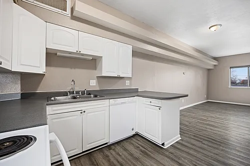 Sky Way Apartments Photo 1