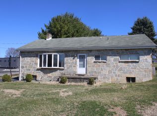 1445 Memory Lane Ext, York, PA 17402