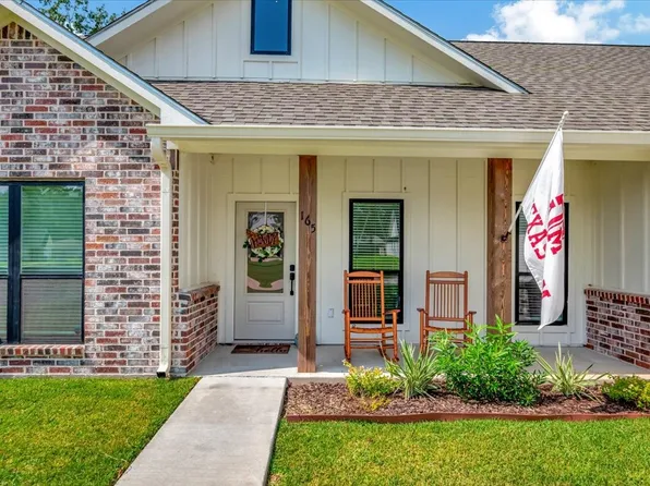 165 Canyon Vw, Lufkin, TX 75904