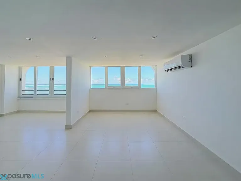 807 Playa Dorada #PH 807B — Photo 2