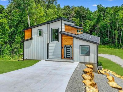 8395 NW Baker Rd, Kansas City, MO, 64153