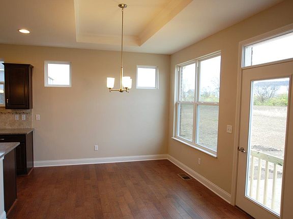 5th image of 3613 Capitol Ave