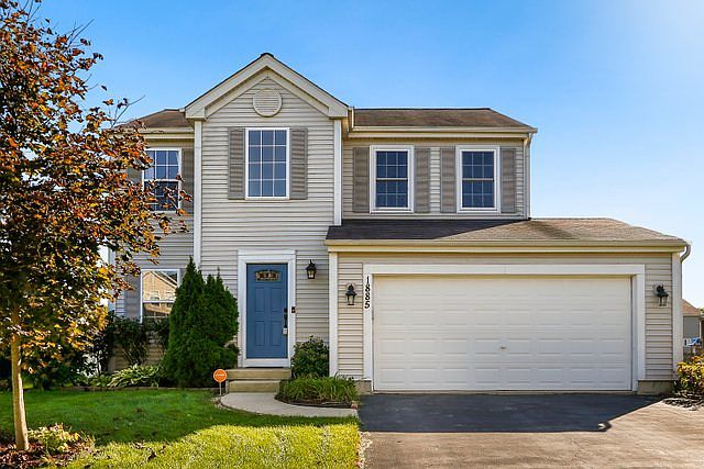 2nd image of 1885 Clarendon Ln