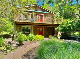 3 Lakeview Dr, Shelter Island, NY 11964