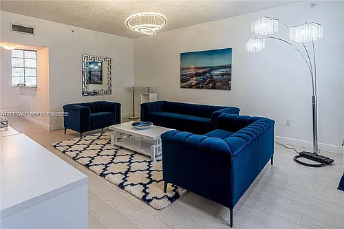 2069 S Ocean Dr #Townhouse 16 Photo 1