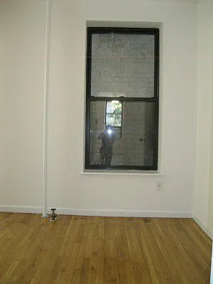 Rented by Tower Brokerage | media 28