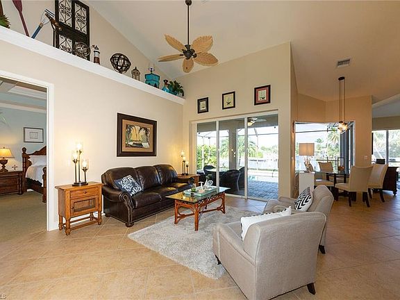 4th image of 1284 N Collier Blvd