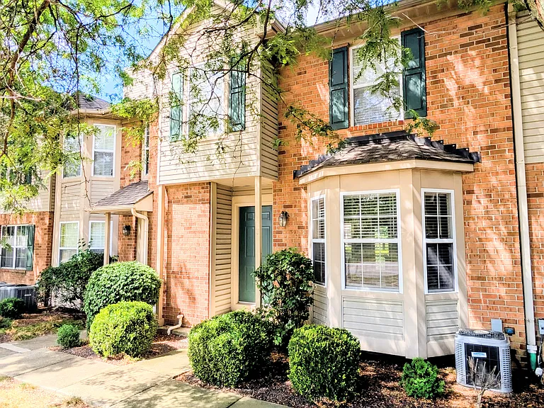 3003 Glenloch Cir — Photo 22