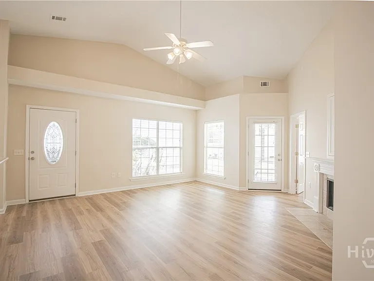 116 Slate Cir — Photo 3