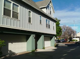 102 Library Ln, Santa Cruz, CA 95062