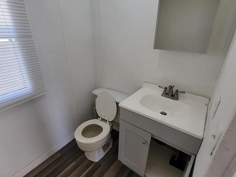 1849 7th St SW #2 — Photo 17