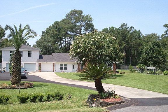 3rd image of 722 Pine Haven Cir
