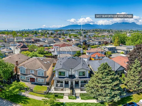 3417 Seaforth Dr, Vancouver, BC V5M 4C5