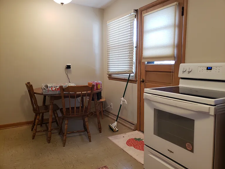 200 E Harriet St #3 — Photo 6