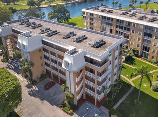 304 Golfview Rd APT 204, North Palm Beach, FL 33408