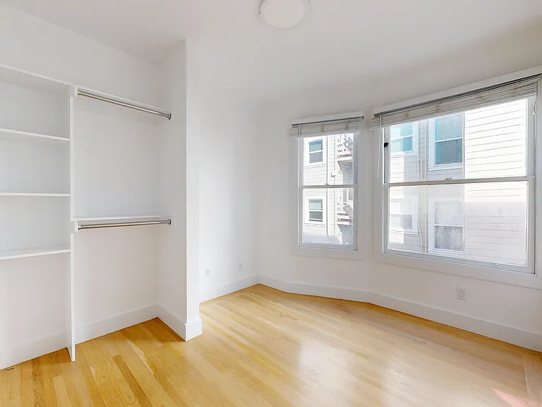 2942 Franklin St #9 — Photo 9