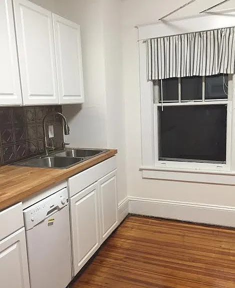 120 Tate St #B — Photo 5