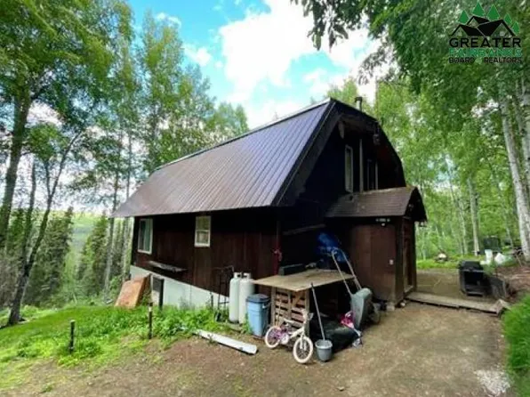 3544 Starship Ln, Fairbanks, AK 99709