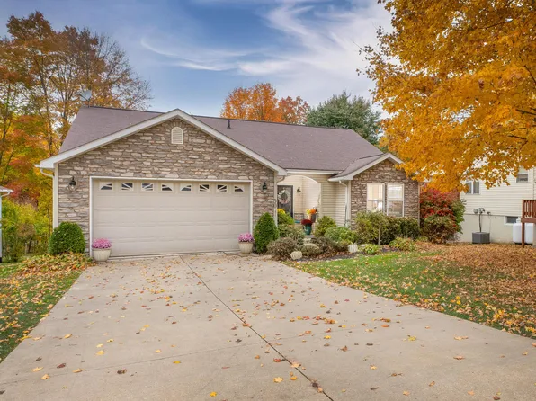 50 Hillside Ct, Howard, OH 43028