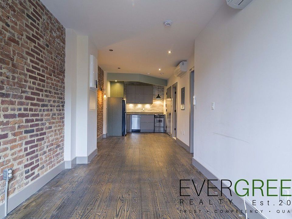 1st image of 804 Wyckoff Ave #2