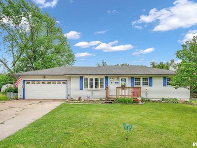 35 Sunny Hill Dr, Orion, IL, 61273