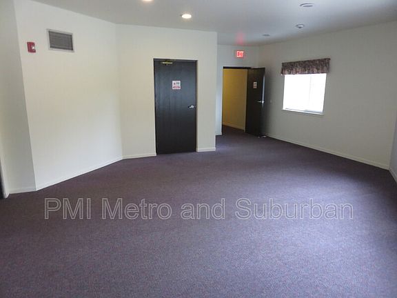 2nd image of 1018 Castilian Ct APT 216