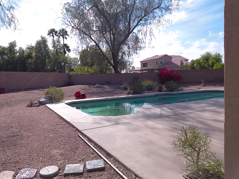 9135 E Karen Dr — Photo 23