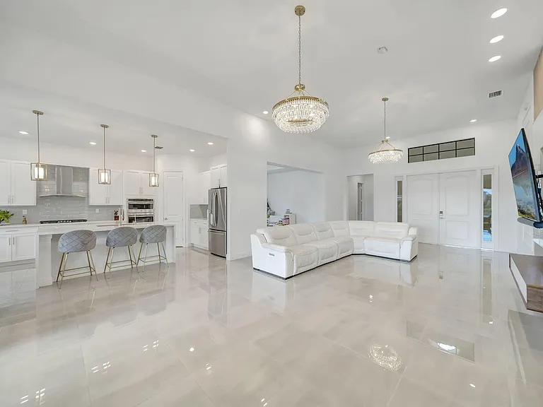 12055 Lake Trail Ln — Photo 14