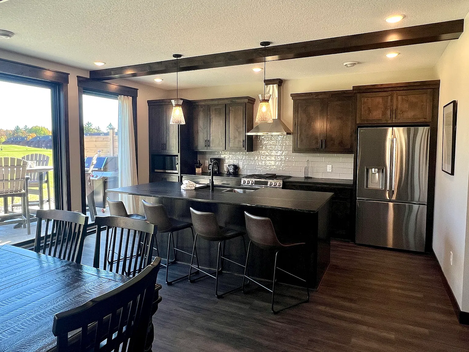 2 bed, 1656 sqft, $2,500 — Photo 1