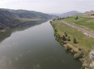 523 Hidden Ln, Chelan, WA 98816