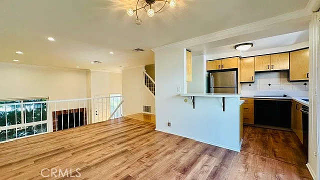 2 bed, 1322 sqft, $3,800 — Photo 4