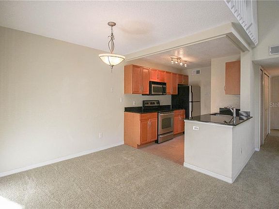 4th image of 3325 Haviland Ct APT 201