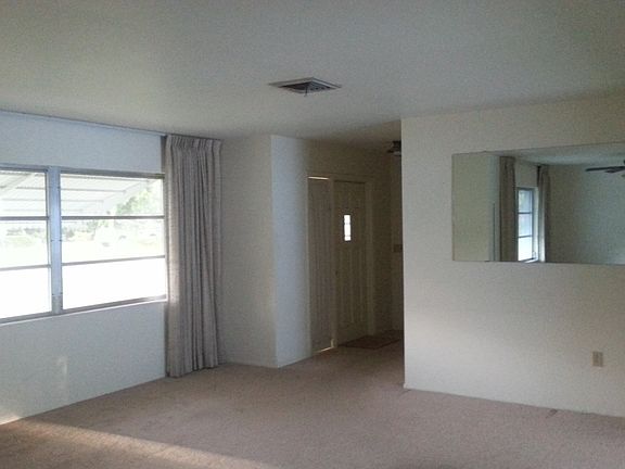 4th image of 8808 Fordham St