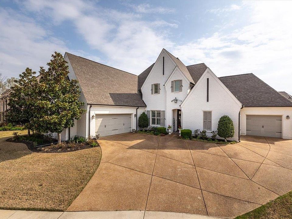 1st image of 608 Cypress Run Cv