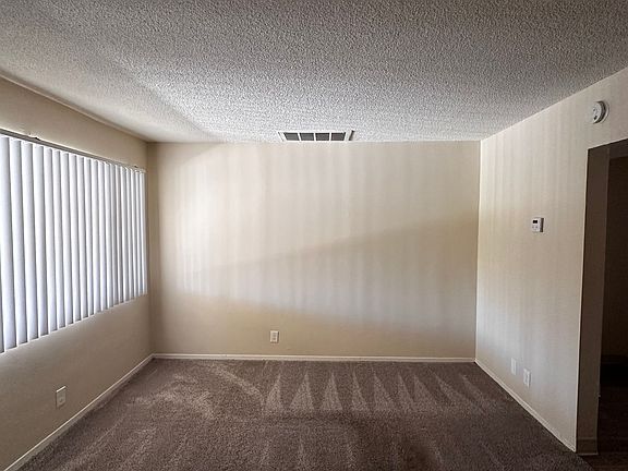 5th image of 1001 E Stearns Ave #33