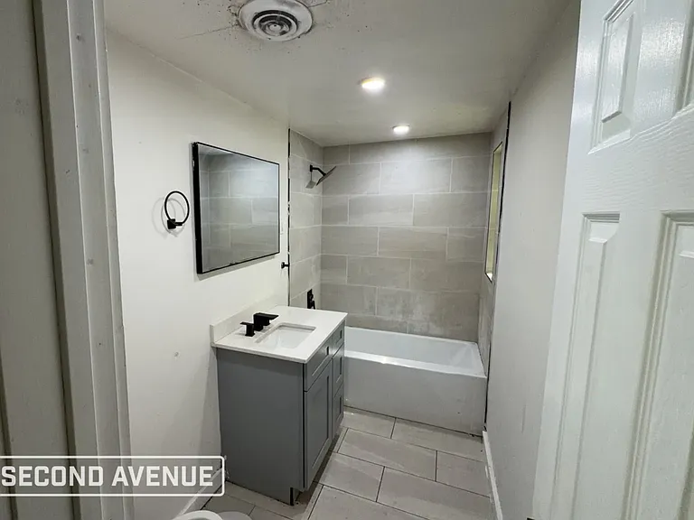 1112 Mallard Dr — Photo 7