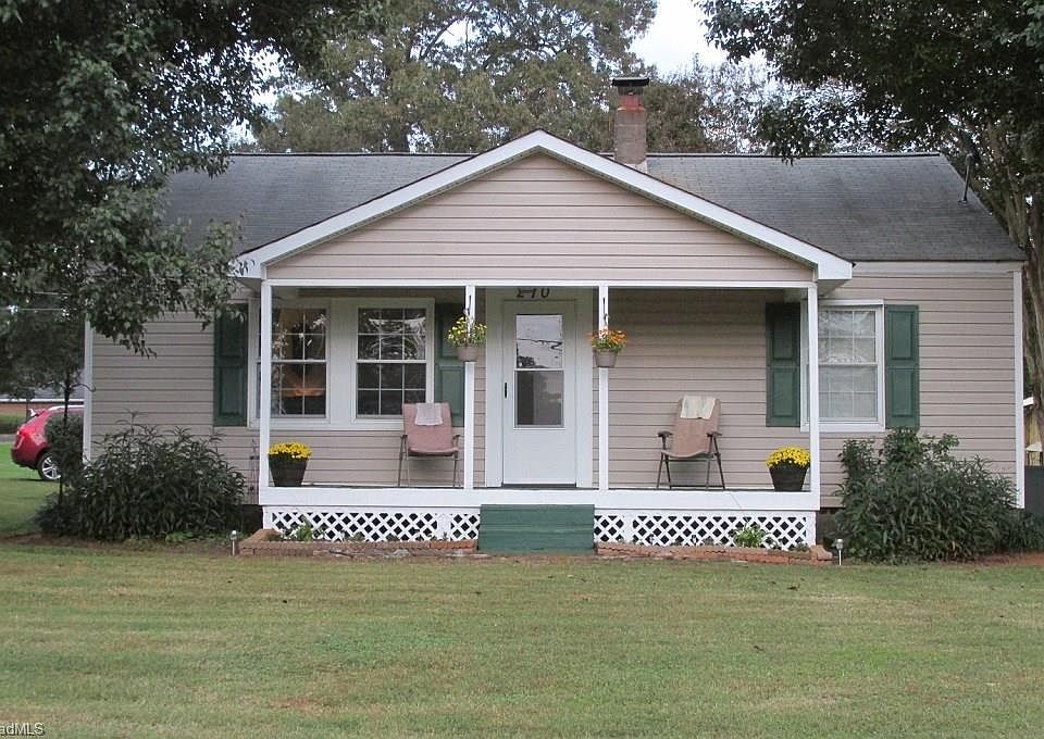 2nd image of 210 Pineland Ave